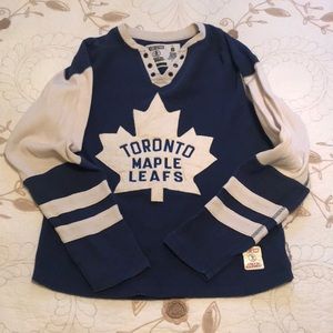 Toronto Maple Leaves sweater